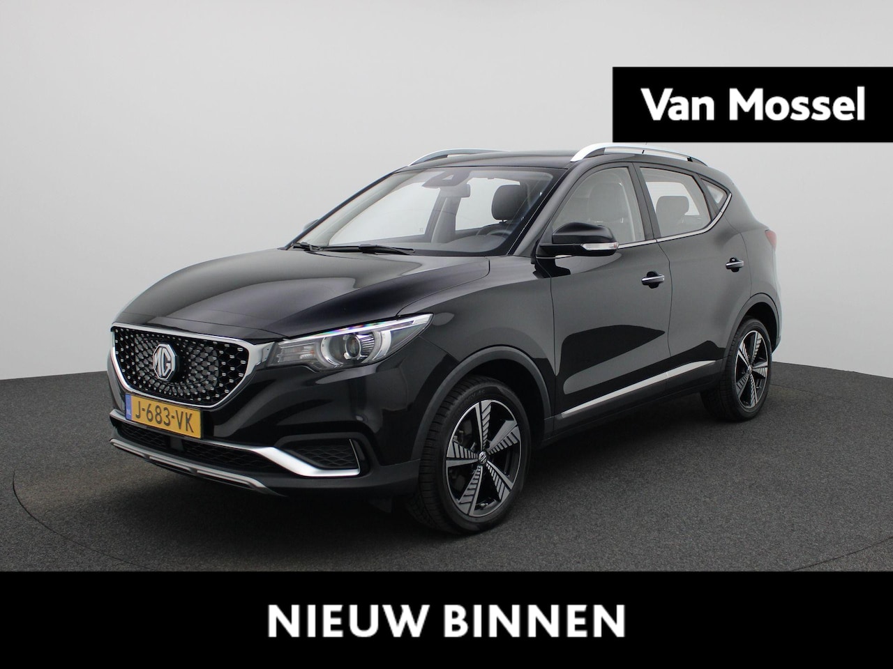 MG ZS - Luxury 45 kWh MG ZS EV Luxury 45 kWh | Leder | Navi | Panoramadak | Camera | Apple CarPlay - AutoWereld.nl