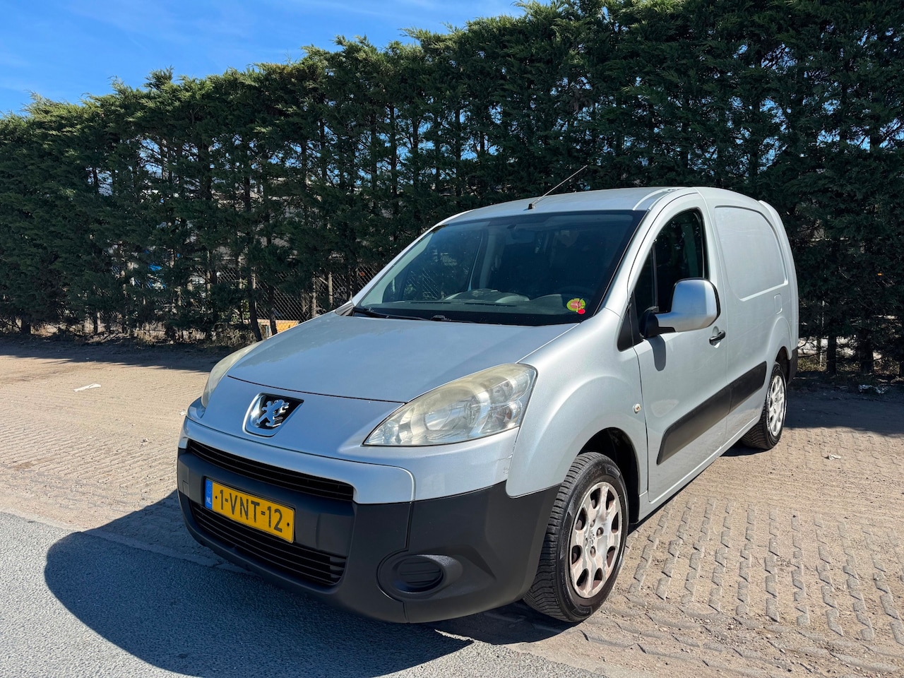 Peugeot Partner - 122 1.6 HDI L1 XT Profit + - AutoWereld.nl