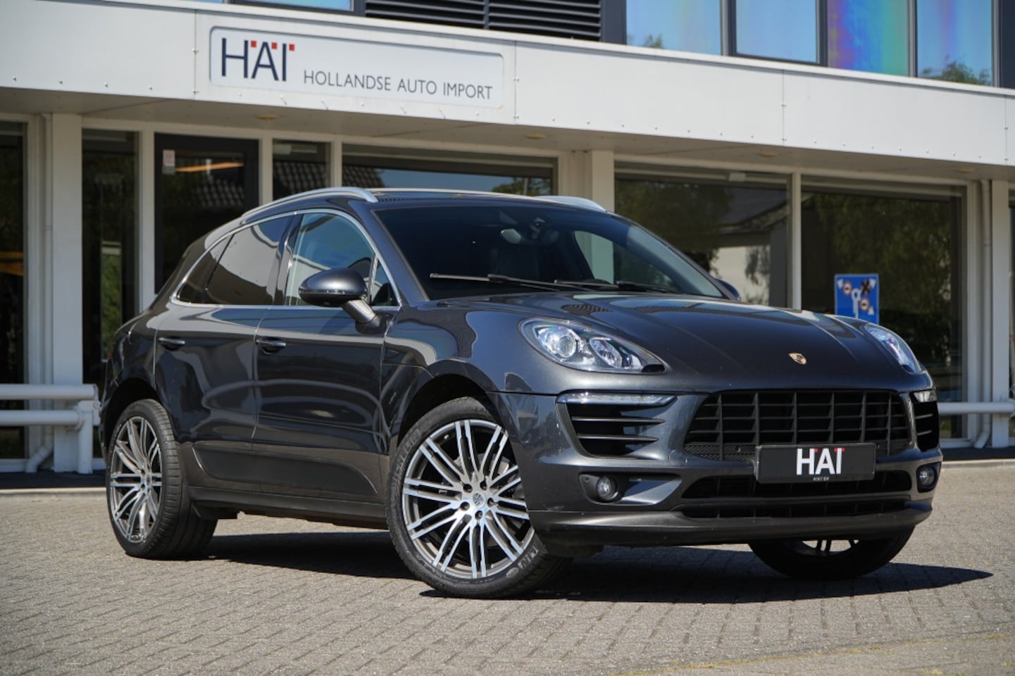 Porsche Macan - 2.0 I Pano I 21 Inch I NL auto I 252 pk I - AutoWereld.nl