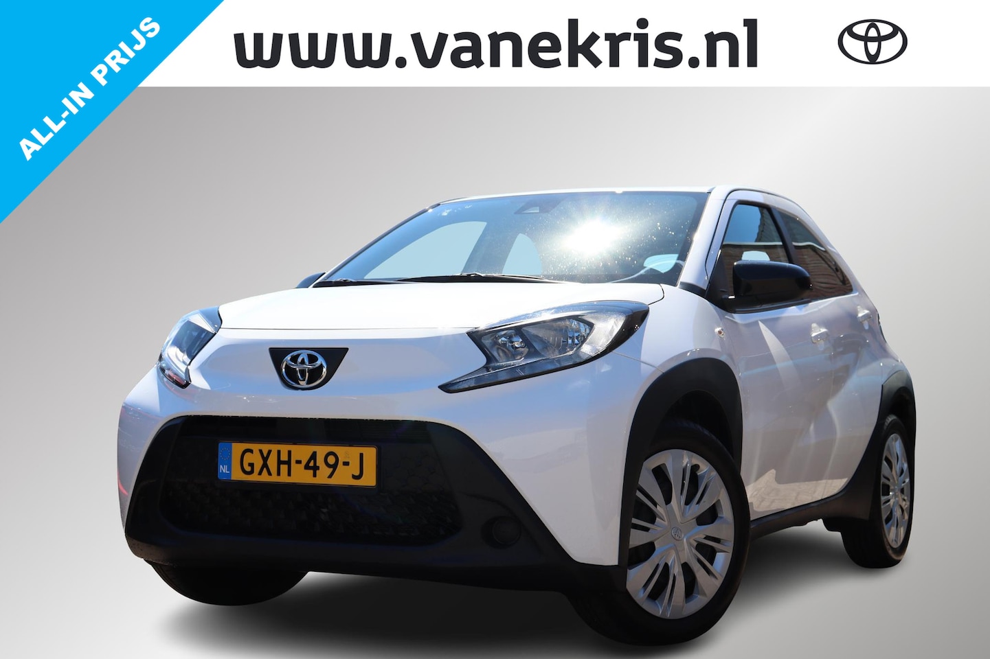 TOYOTA AYGO X