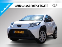 Toyota Aygo X - 1.0 VVT-i Play, Lage Km, Apple Carplay/Android Auto, Airco, Camera