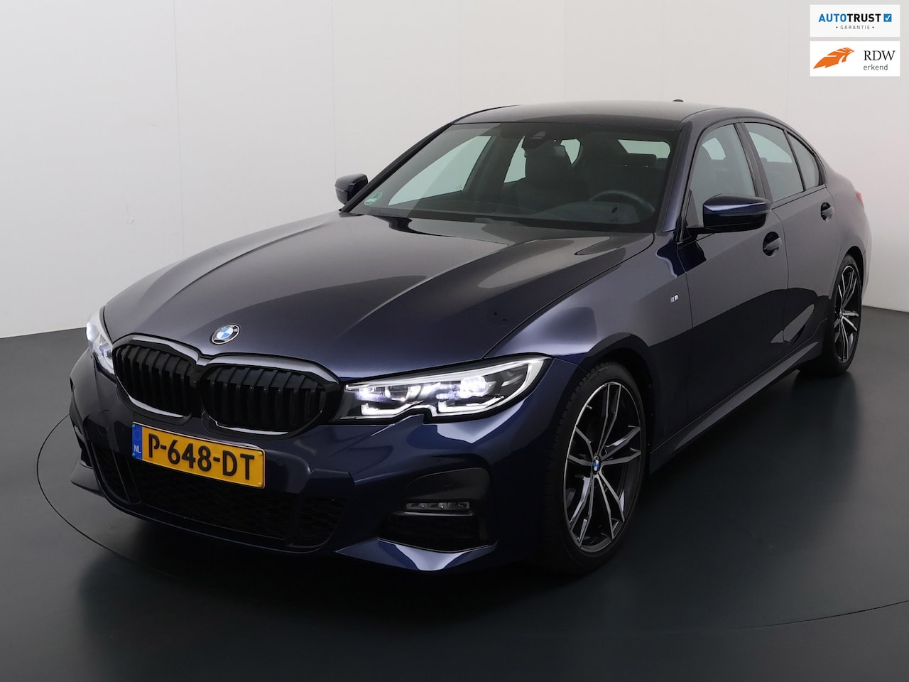 BMW 3-serie - 320i Business Edition M SPORT !!!! - AutoWereld.nl