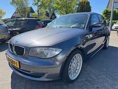BMW 1-serie - 118i Business Line 5Drs, Apk 29/4/27, Airco, Cruise, Nap