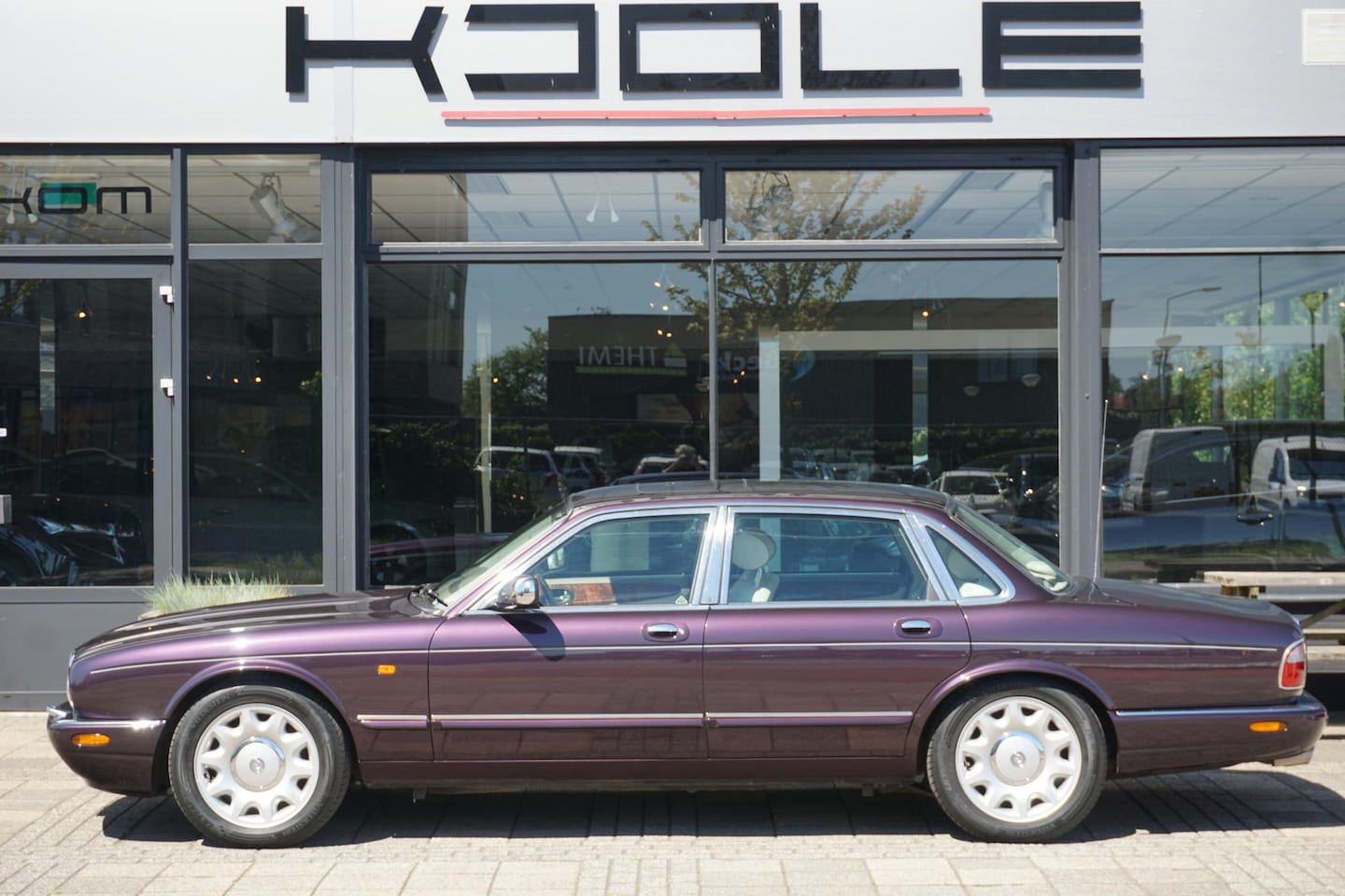 Daimler Super V8 - 4.0 SWB - AutoWereld.nl