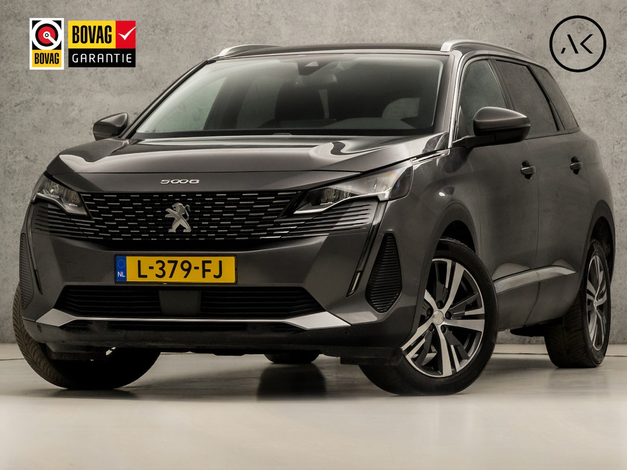 Peugeot 5008 - 1.2 PureTech Allure Sport 7 Persoons (APPLE CARPLAY, GROOT NAVI, 360 CAMERA, LEDER, ADAPTI - AutoWereld.nl