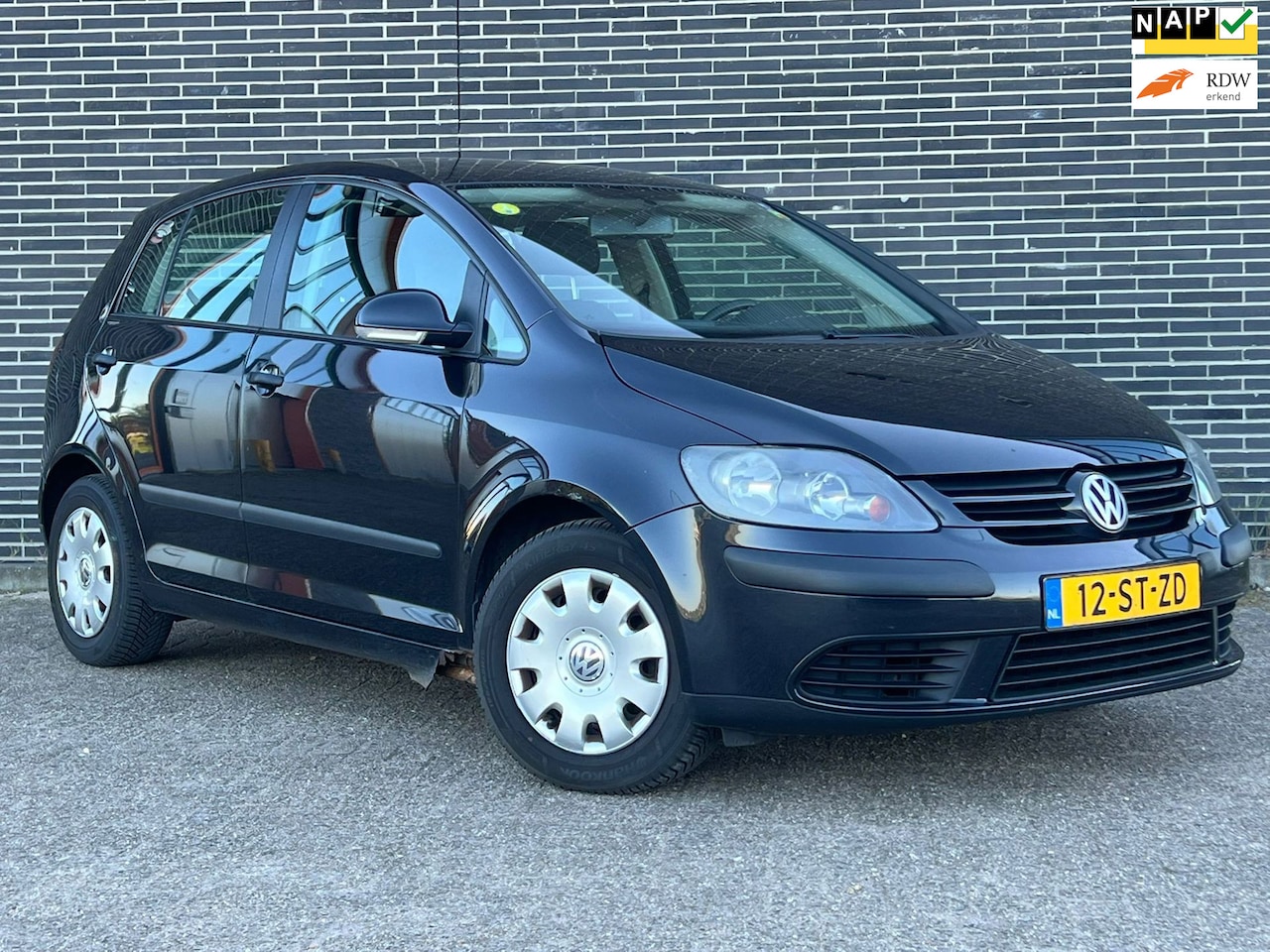 Volkswagen Golf Plus - 1.6 FSI Comfortline Business Airco, Cruise! - AutoWereld.nl