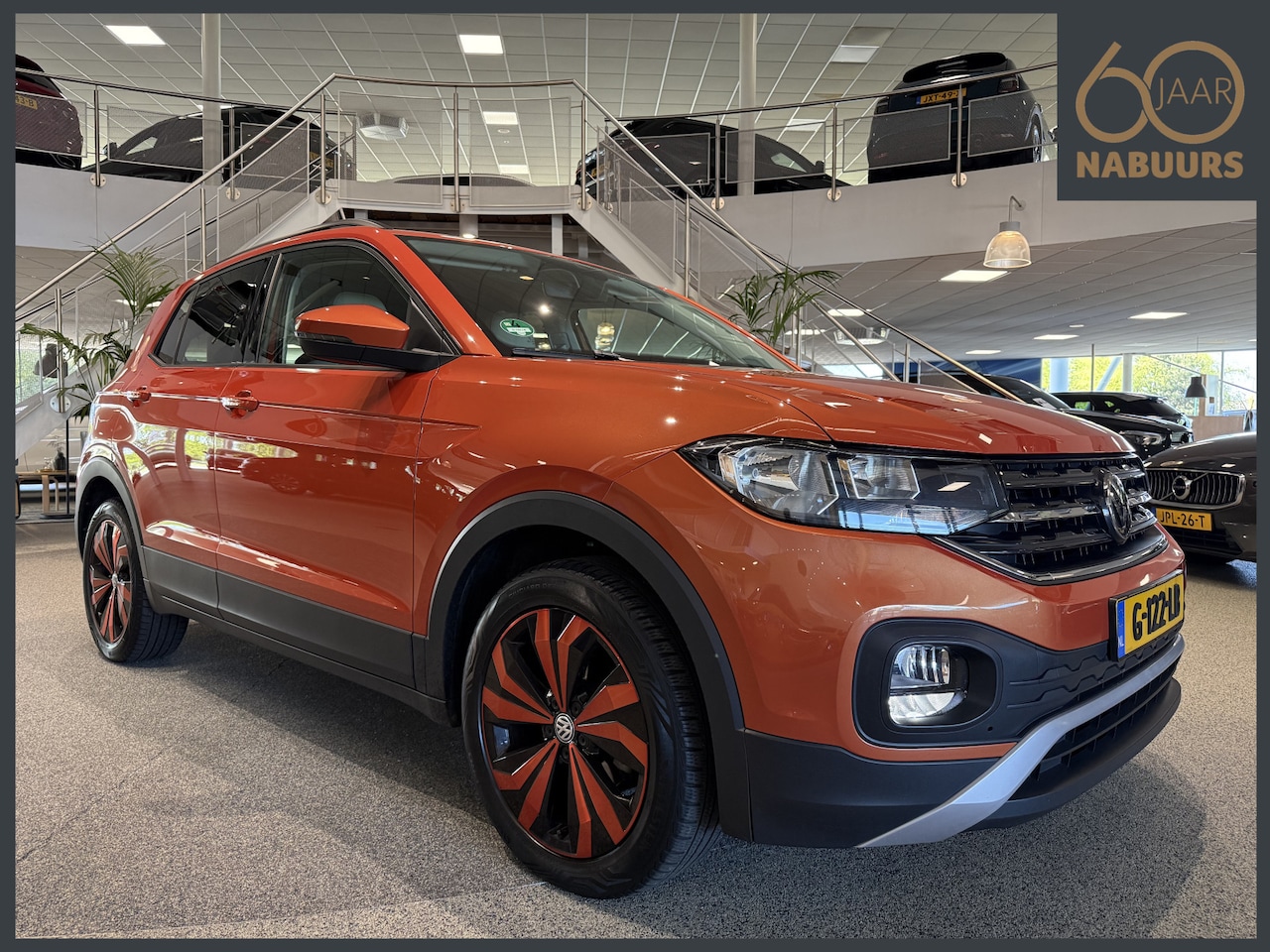 Volkswagen T-Cross - 1.0 TSI Life Orange Style Edition, NL auto, Trekhaak, ACC - AutoWereld.nl