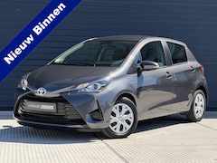 Toyota Yaris - 1.5 Hybrid Active AUTOMAAT Camera / Navigatie
