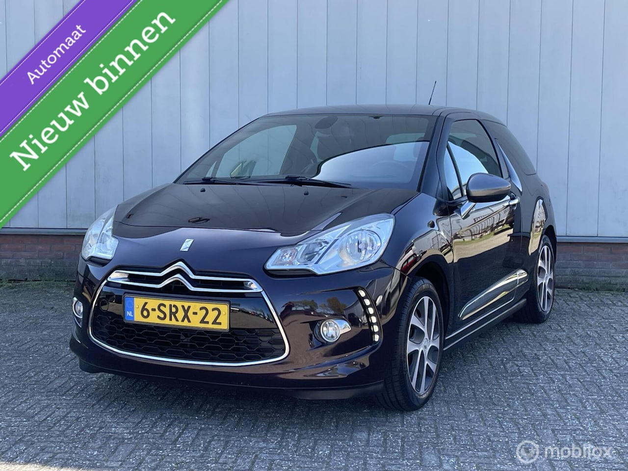 Citroën DS3 - 1.2 VTi So Chic AUTOMAAT | Two-tone | NAVI | PDC | ECC | Cruise control | - AutoWereld.nl
