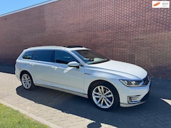 Volkswagen Passat Variant - 1.4 TSI GTE Highline Navi Cruise Clima Pano Stoelverw