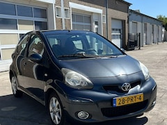 Toyota Aygo - 1.0-12V Comfort Navigator