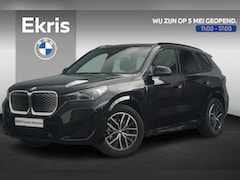 BMW iX1 - eDrive20 M Sport | Schuif-kanteldak | Head-up | 360 Graden Camera's | Adaptief Cruise Cont