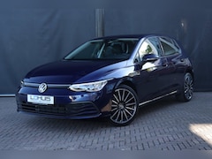 Volkswagen Golf - 1.5 TSI Life | CARPLAY | ACC | STOELVERWARMING |