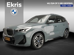 BMW iX1 - xDrive30 | M-Sportpakket | LED | Leder | Navigatie | Schuifdak | Stoelverwarming | DAB | A