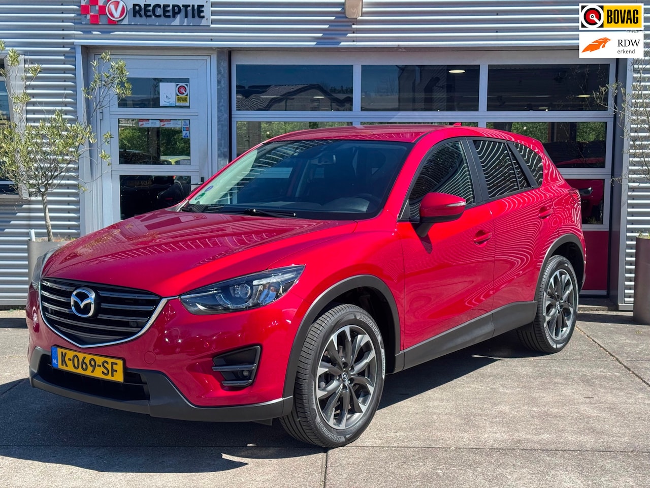 Mazda CX-5 - 2.0 SkyActiv-G 165 GT-M Line 2WD Navi / A.Cam / Trekhaak / Keyless - AutoWereld.nl