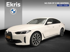 BMW i4 - Gran Coupé eDrive35 LED | Navigatie | Active cruise | Trekhaak | Sportstoelen | Stoelverwa