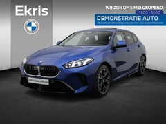 BMW 1-serie - 120 M Sportpakket | Premium Pack | Stuurwielrand Verwarmd | Comfort Access | Panoramadak |