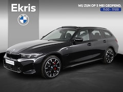 BMW 3-serie Touring - 330e xDrive M Sportpakket Pro | Trekhaak | Panoramadak | Harman Kardon | Active Cruise Con