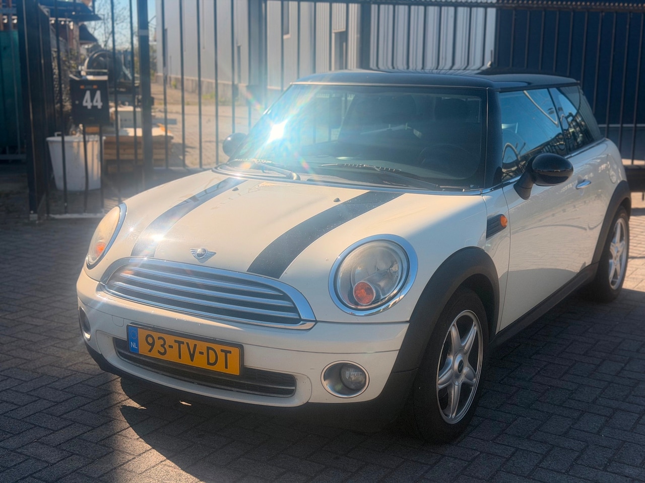 MINI Cooper - Mini 1.6 Pepper Airco Elektrische Ramen - AutoWereld.nl