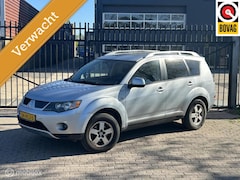 Mitsubishi Outlander - 2.4 Intro Edition 2WD | Trekhaak 1500KG