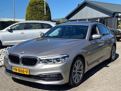 BMW 5-serie - 520i High Exe 2017 Schuifdak Dealerauto Trekhaak