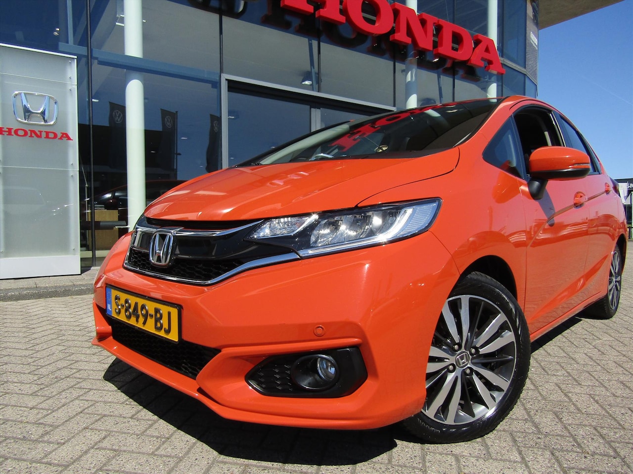 Honda Jazz - 1.4 i-VTEC CVT 100pk Elegance, Trekhaak, Navi - AutoWereld.nl