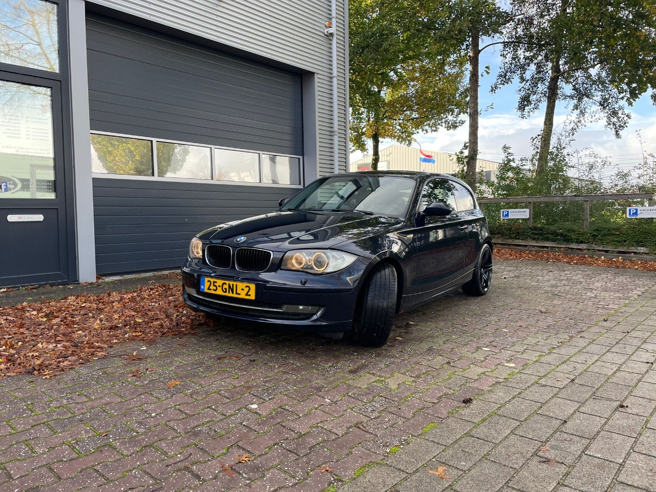 BMW 1-serie - Bmw7500 118I BUSINESS LINE - AutoWereld.nl