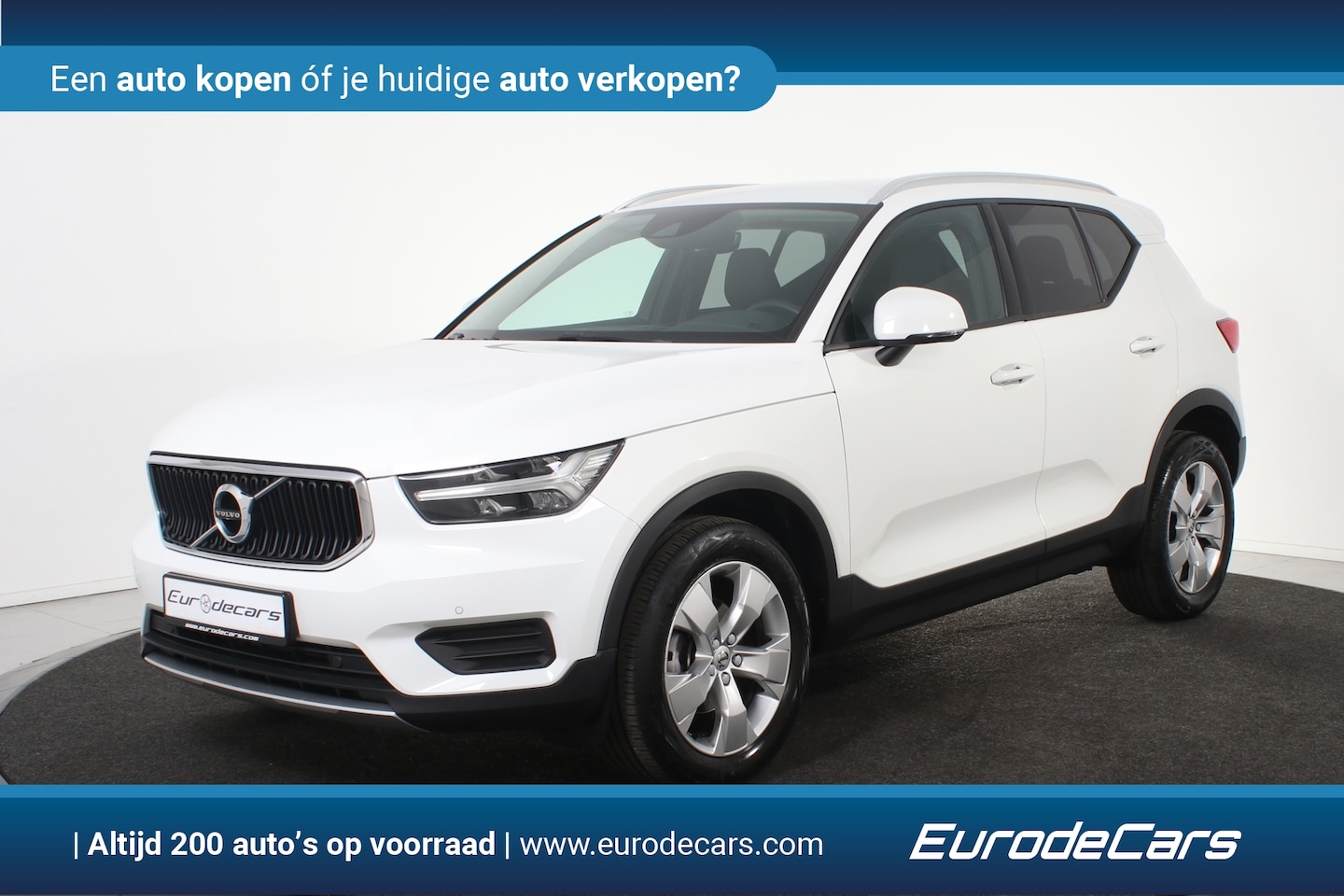 Volvo XC40 - 1.5 T2 Momentum *1ste Eigenaar*Leer*Navigatie*Stoelverwarming*Camera* - AutoWereld.nl
