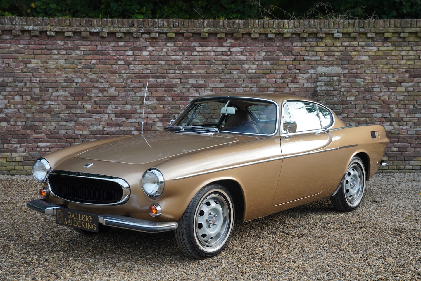 Volvo P1800 - P1800E Overdrive Sophisticatedly restored and rebuilt in Charlottenberg-Sweden, Swedish sy - AutoWereld.nl