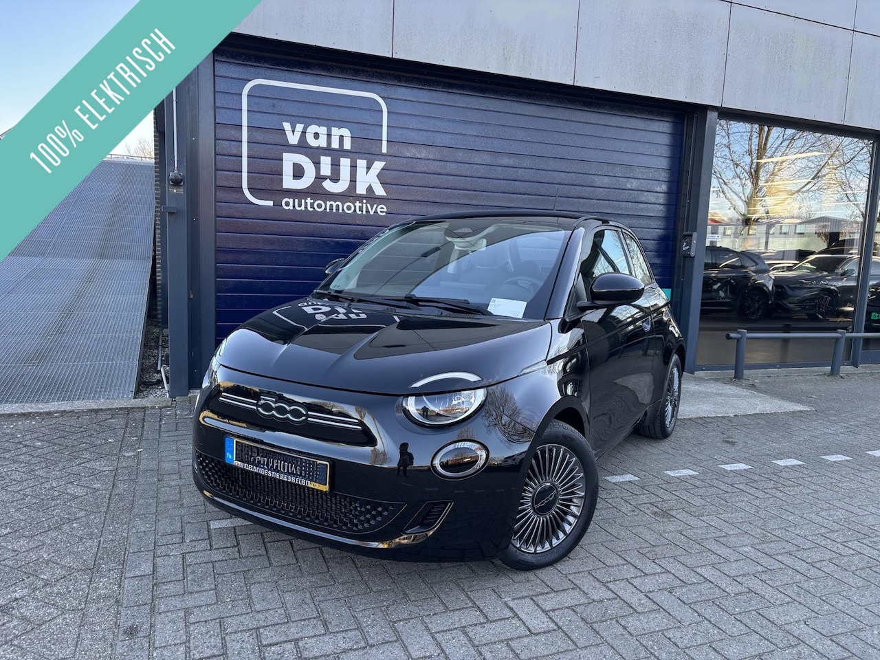 Fiat 500 - 3+1 Icon 42 kWh 100% Electrisch, Parkeer sensoren achter, DAB radio, Extra achterdeur rech - AutoWereld.nl