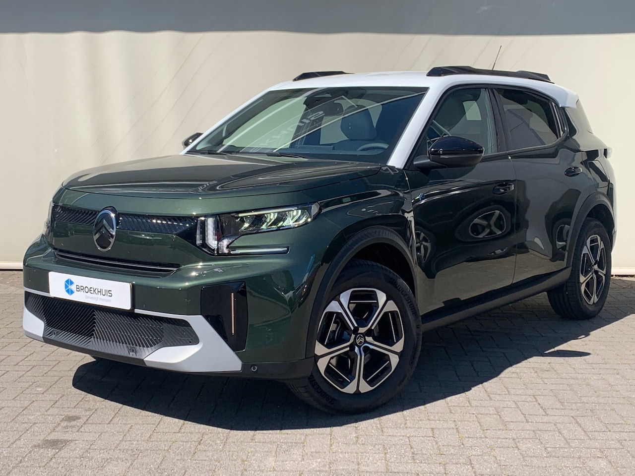 Citroën Ë-C3 Aircross - Max 113pk 44 kWh Airco | AppleCarplay/ Android Auto | Camera | Cruise Control | DAB | LED - AutoWereld.nl