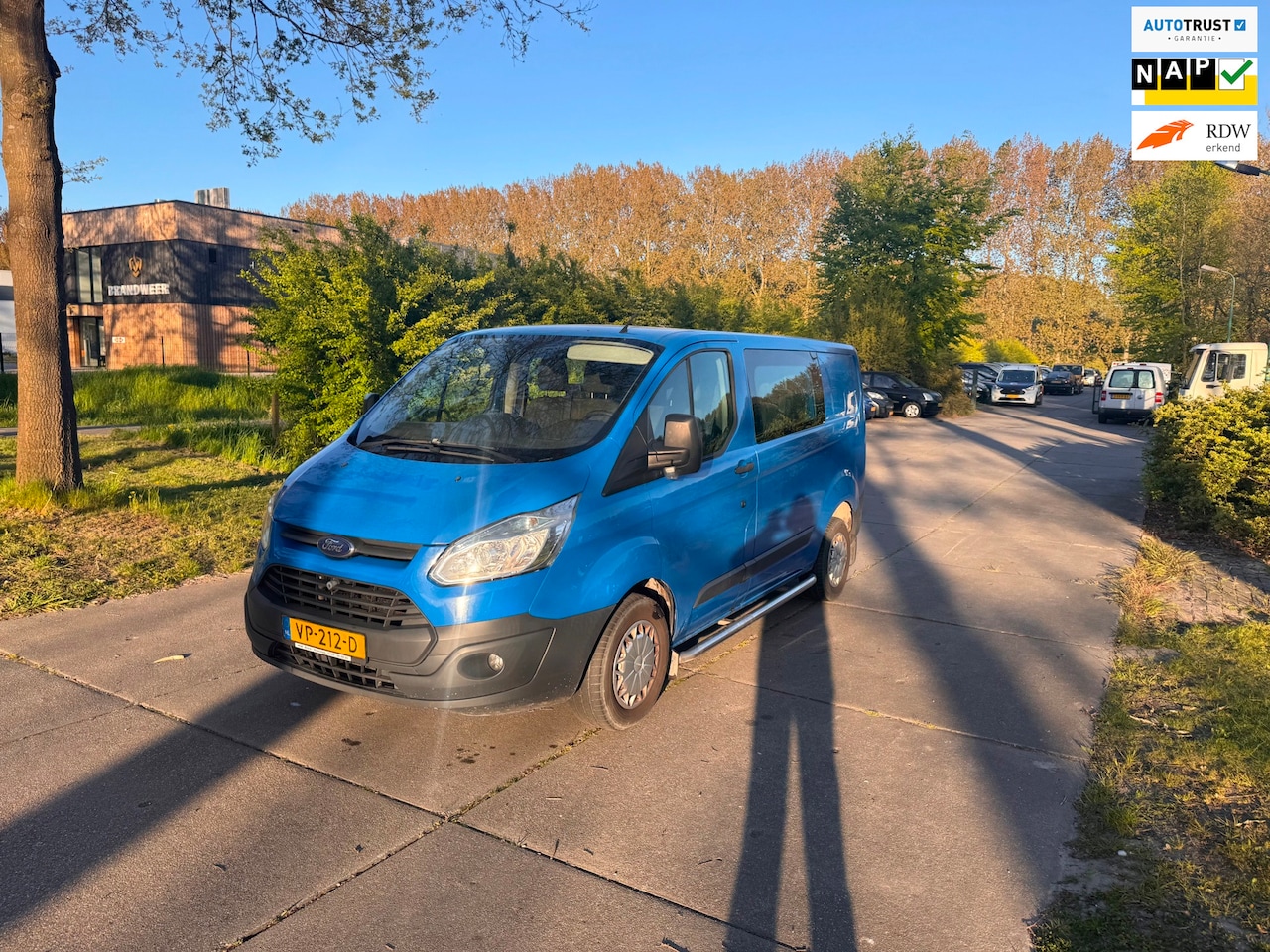 Ford Transit Custom - 270 2.2 TDCI L1H1 Trend Dubbel Cabine.Airco.Airco - AutoWereld.nl