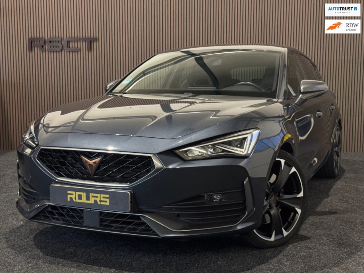 CUPRA Leon - 1.4 e-Hybrid VZ Business|Keyless|Lane|P.sens|Automaat - AutoWereld.nl