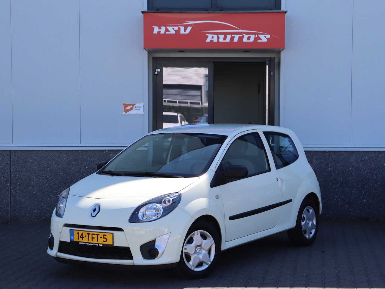 Renault Twingo - 1.2-16V Authentique airco org NL - AutoWereld.nl