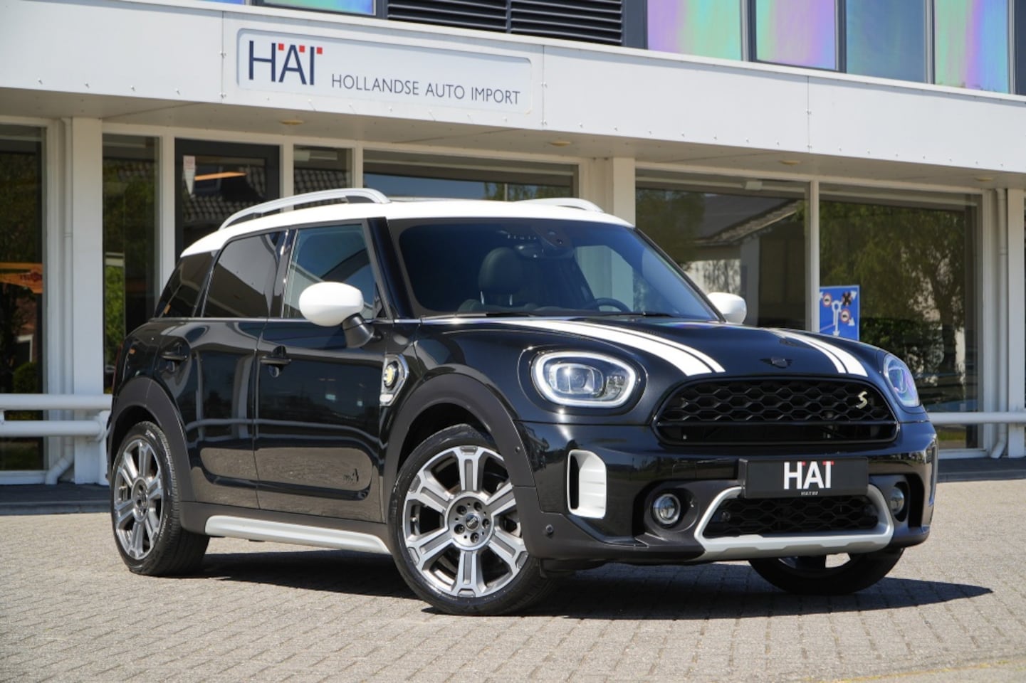 MINI Countryman - Mini 1.5 Cooper S E All4 Yours I PANO I ACC I 19 inch I Head-Up - AutoWereld.nl