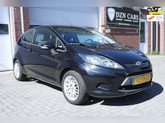 Ford Fiesta - 1.25 Trend Airco | 15 inch LM Velgen | Nap | 82 pk 4 cilinder