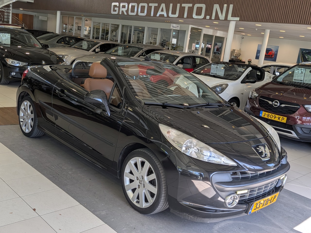 Peugeot 207 CC - 1.6 VTi Féline Automaat Airco, Trekhaak, Stuurbekrachtiging - AutoWereld.nl