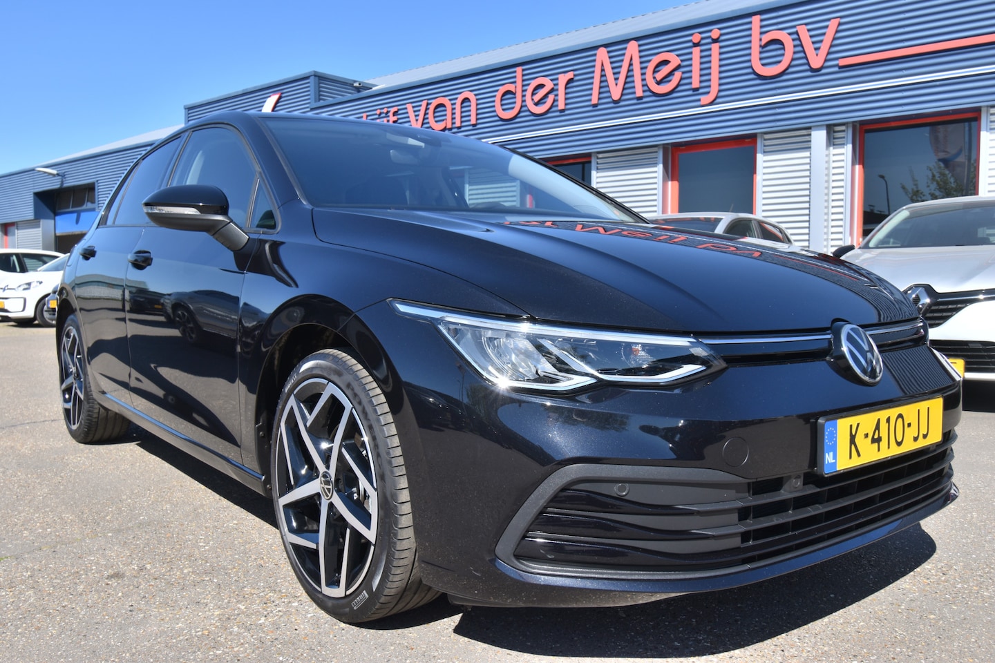 Volkswagen Golf - 1.0 TSI Golf 1.0 TSI Golf , TREKHAAK , LMV 18 , PDC V+A , CLIMATR , NAVI VIA APP ,  CR CONTR , LED KOPL - AutoWereld.nl