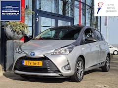 Toyota Yaris - 1.5 Hybrid | Navigatie | Lederen bekleding | Schuif/kanteldak | Climate Control | Licht me