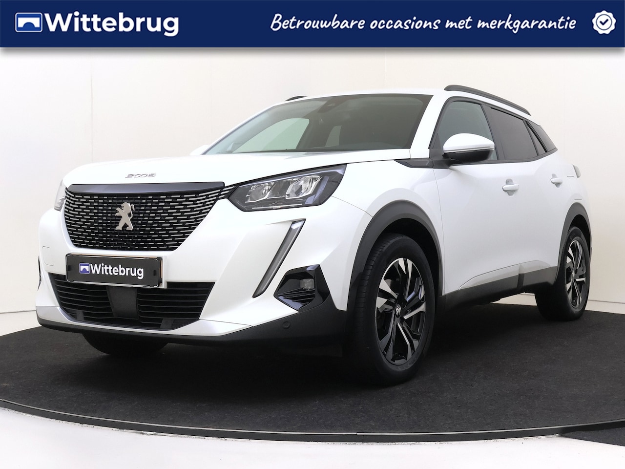 Peugeot 2008 - 1.2 PureTech 130PK Allure | Camera | Navigatie | Trekhaak | Apple Carplay | Keyless | - AutoWereld.nl