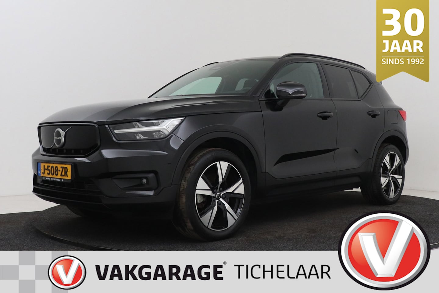 Volvo XC40 - Recharge P8 AWD R-Design | Org NL | CarPlay | Digital Cockpit | Stoel-/Stuurverwarming | K - AutoWereld.nl