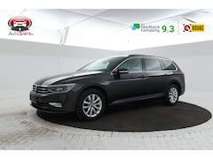 Volkswagen Passat Variant - 2.0 TDI Business Automaat, Panorama, Trekhaak