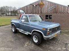 Ford F150 - USA shortbed step side v8