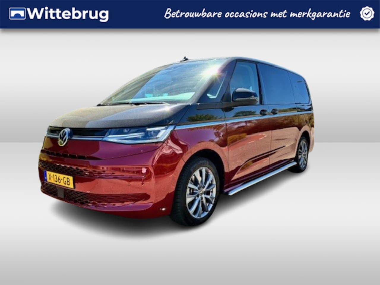 Volkswagen Multivan - 1.4 eHybrid L2H1 Style / Carplay / Navi / Draaibare middenstoelen / Leder - AutoWereld.nl