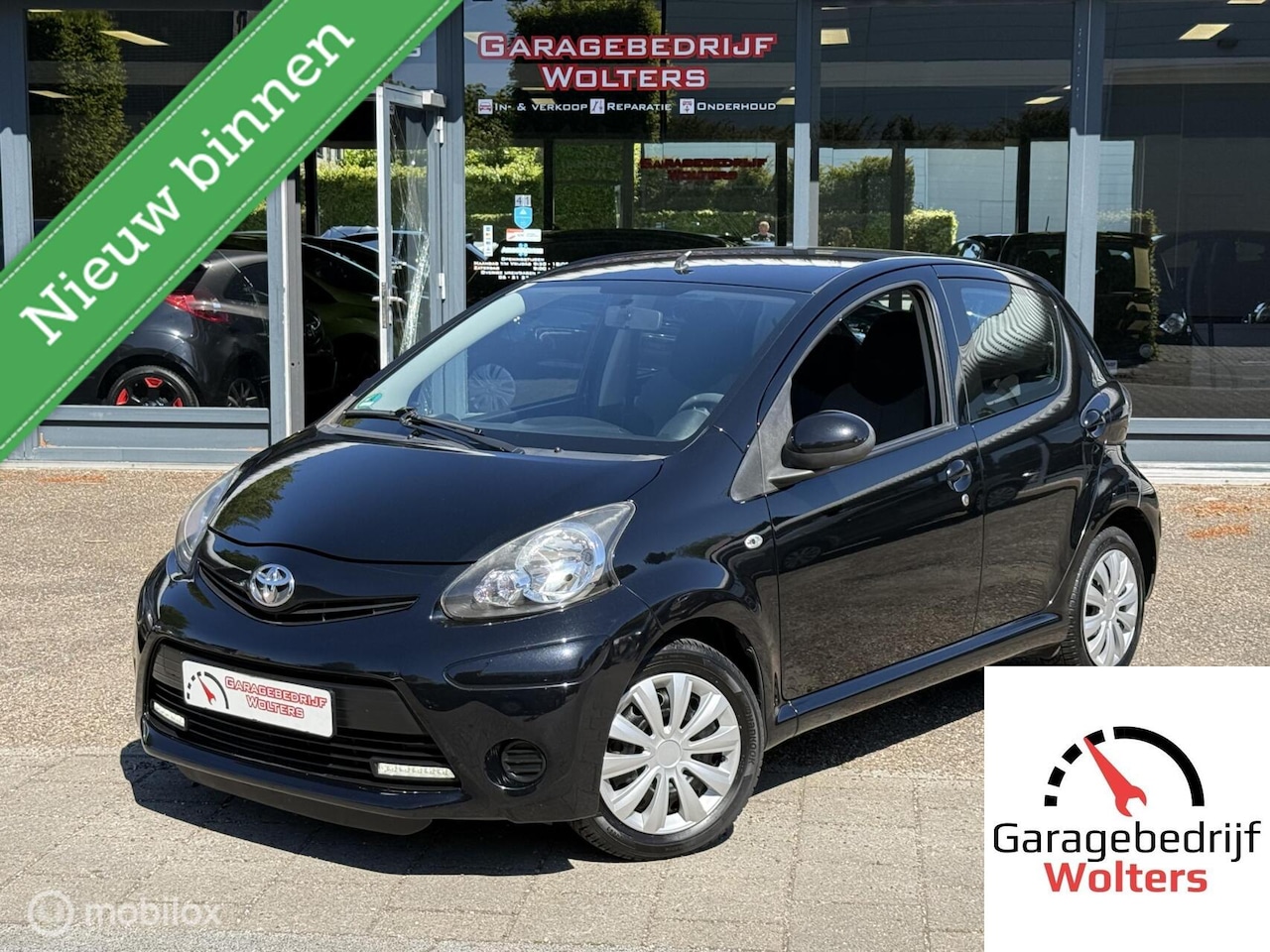 Toyota Aygo - 1.0 VVT-i Aspiration AIRCO 5DRS ELEC-PAKKET - AutoWereld.nl