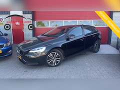 Volvo V40 - 1.5 T2 Nordic+ AUTOMAAT / FULL LED / STANDKACHEL / STOELVERW / NAVI / CLIMA / PDC / BLUETO