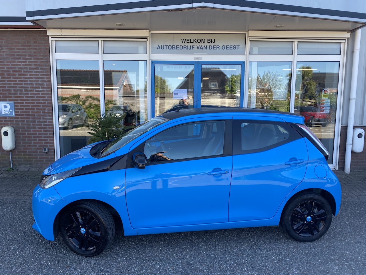 Toyota Aygo - 1.0 VVT-i x-cite 1.0 VVT-i x-cite - AutoWereld.nl