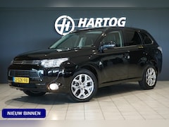 Mitsubishi Outlander - 2.0 PHEV instyle + SCHUIFDAK / LEDER / CAMERA /