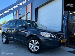 Volvo XC60 - 2.0T Kinetic | AUTOMAAT | NAVI | CRUISE | 3e Eigenaar|