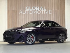 BMW 2-serie Coupé - M240i xDrive High Executive - HEAD UP DISPLAY - NAVIGATIE - CAMERA